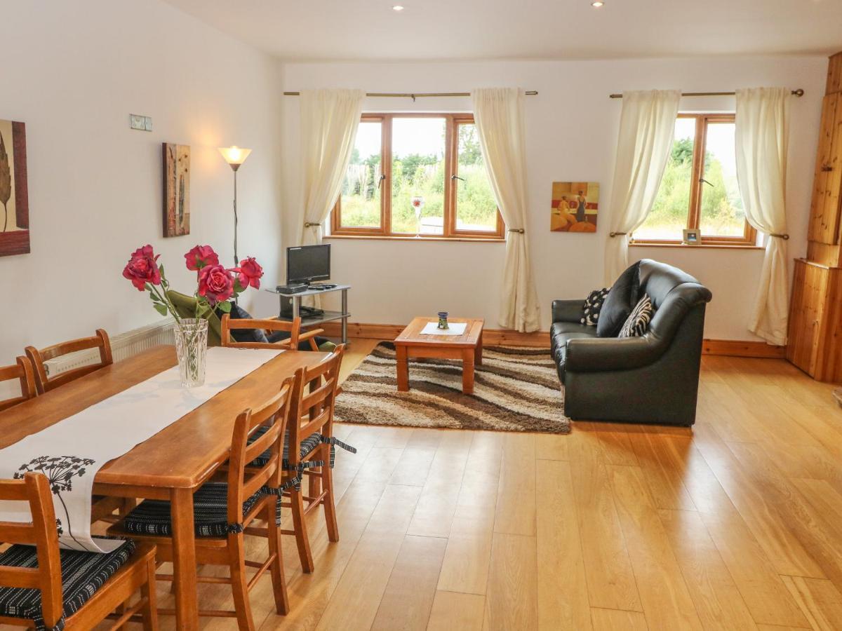 Oak Tree Lodge Killarney Bagian luar foto