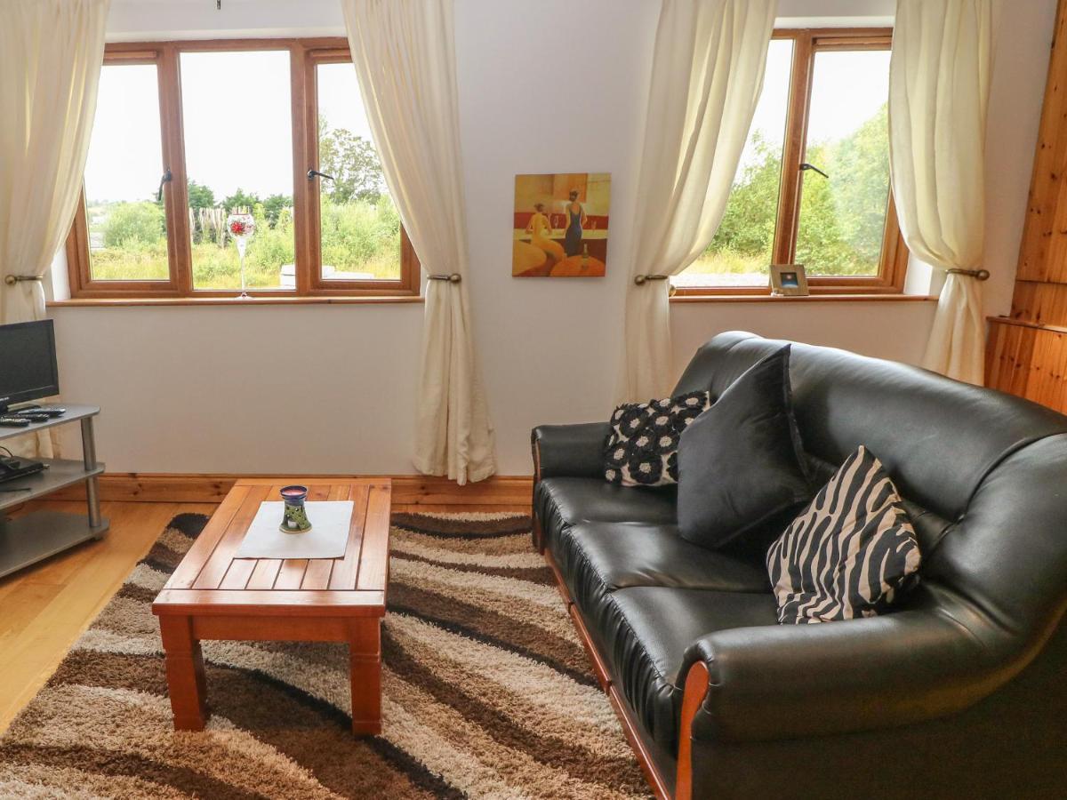 Oak Tree Lodge Killarney Bagian luar foto